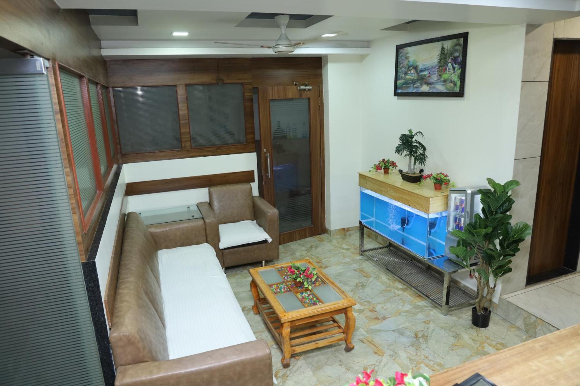 Hotel Satyam Residency Navi Mumbai Eksteriør bilde