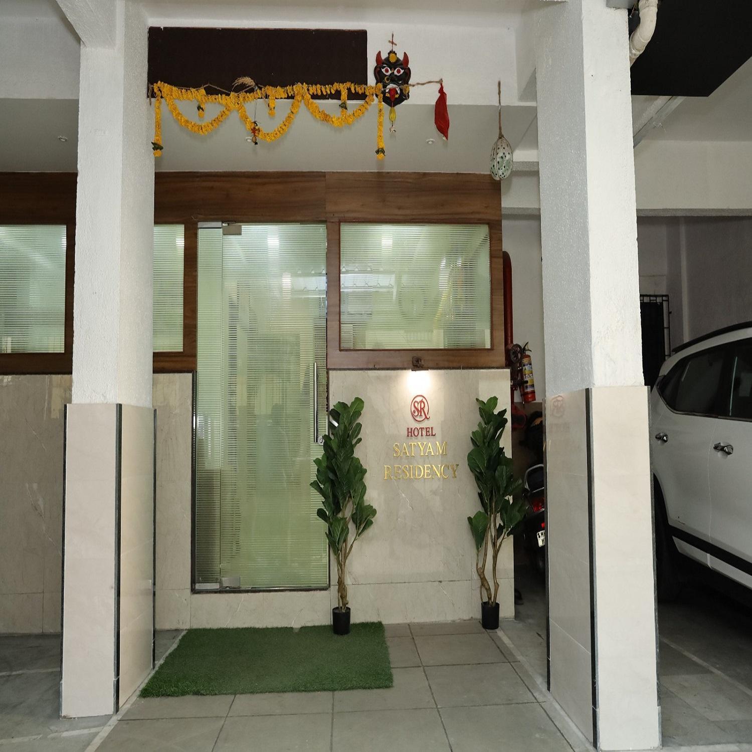 Hotel Satyam Residency Navi Mumbai Eksteriør bilde