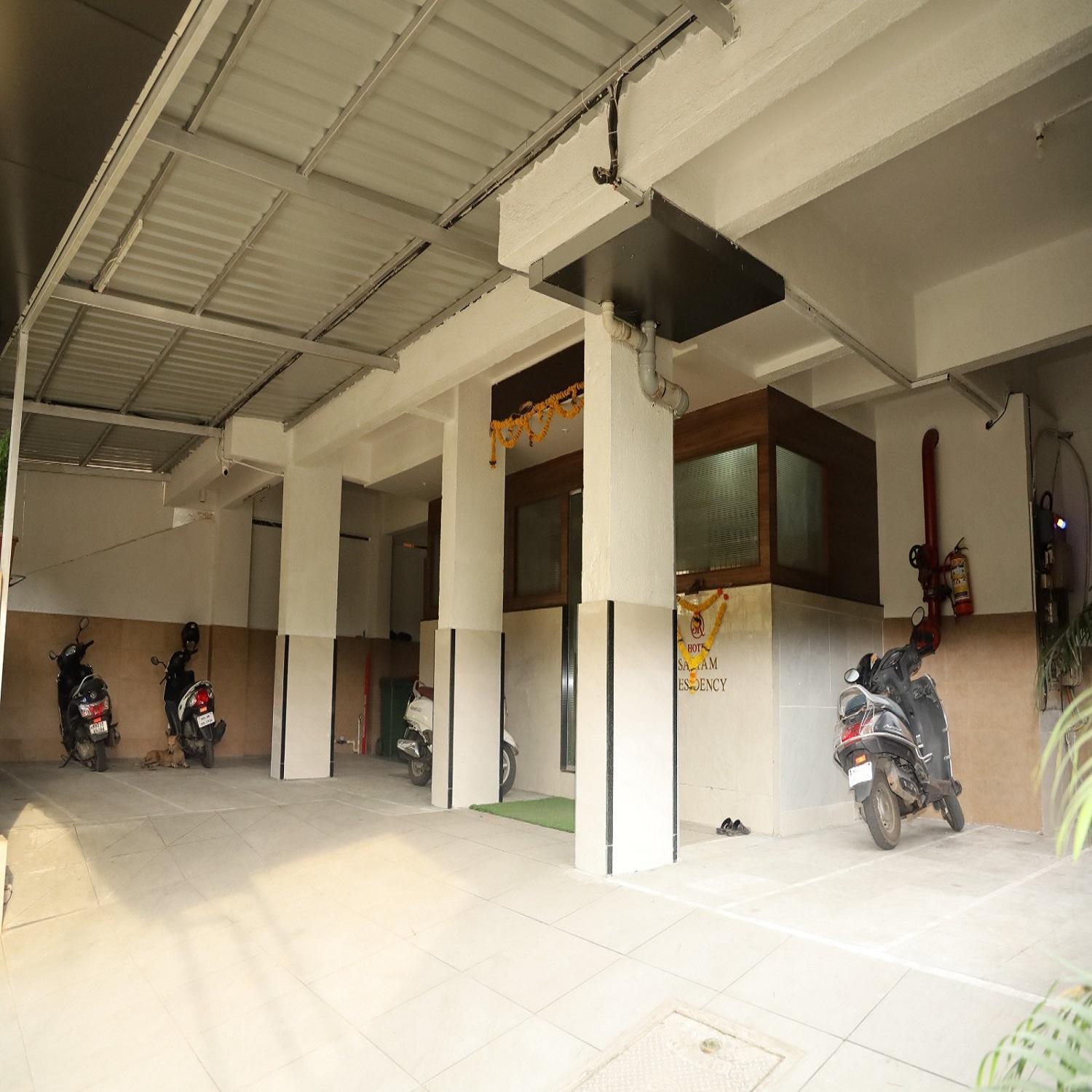 Hotel Satyam Residency Navi Mumbai Eksteriør bilde